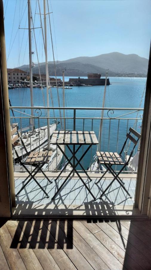 Monolocale La Darsena Apartment ปอร์โตแฟร์ราโย ภายนอก รูปภาพ