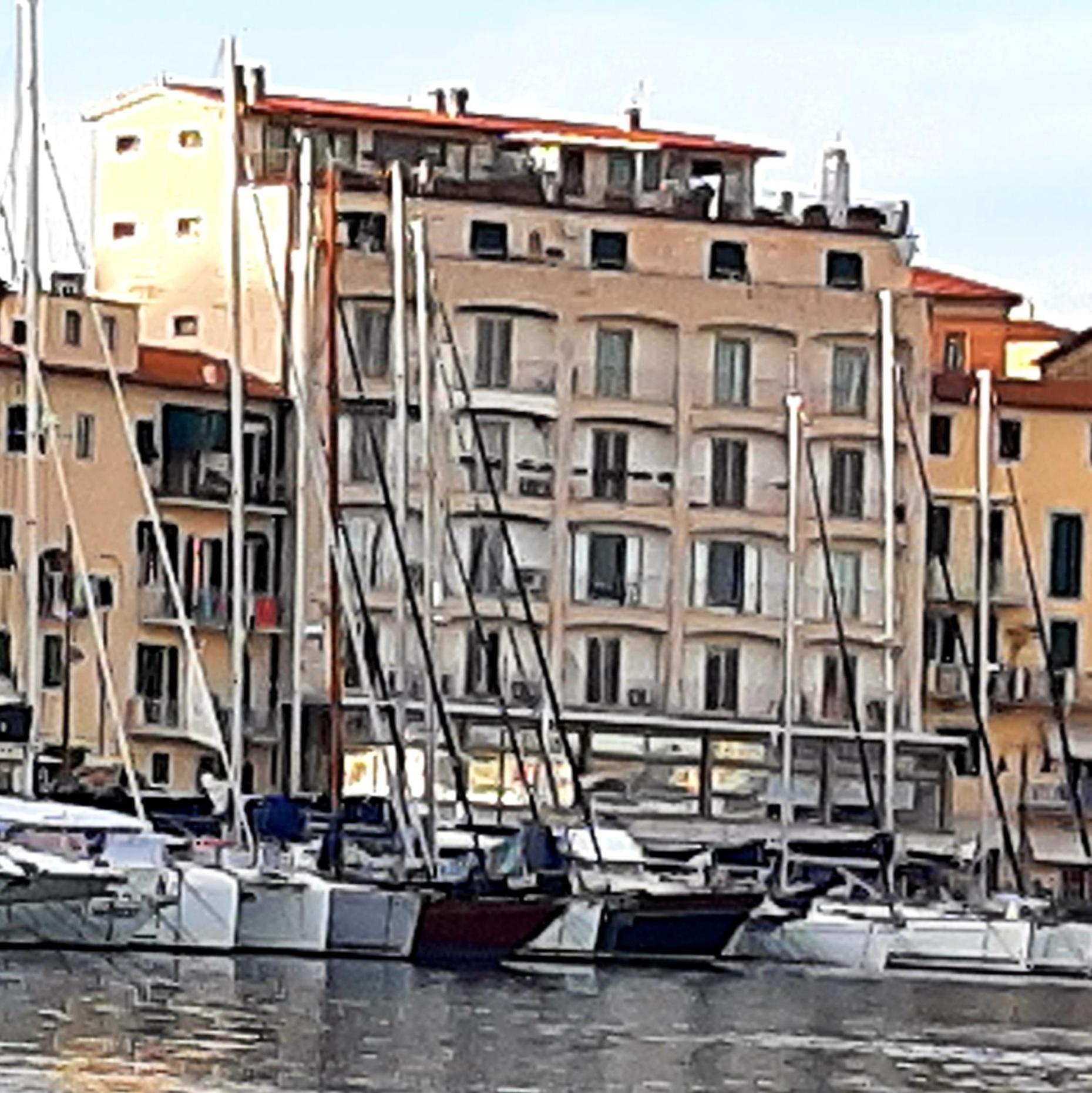 Monolocale La Darsena Apartment ปอร์โตแฟร์ราโย ภายนอก รูปภาพ